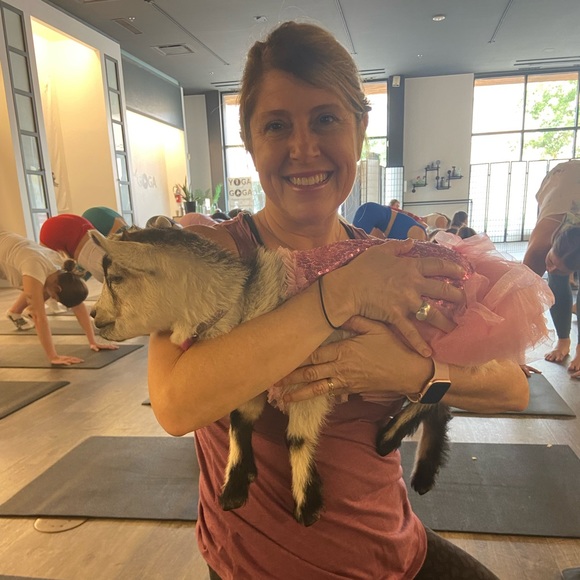 Meet your Posher, Michelle - Picture 8 of 14